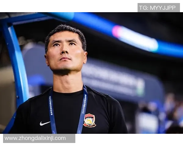 足球球星与妻子年龄差揭秘 哪些球员比老婆大十岁以上